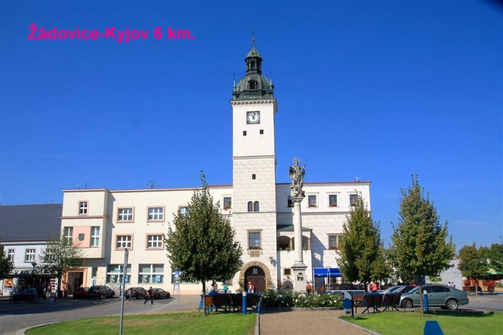 Cyklo ubytování a vinný sklep Žádovice Zadovice Exterior foto