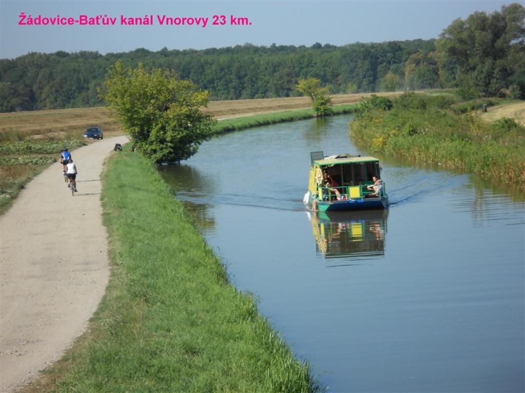 Cyklo ubytování a vinný sklep Žádovice Zadovice Exterior foto